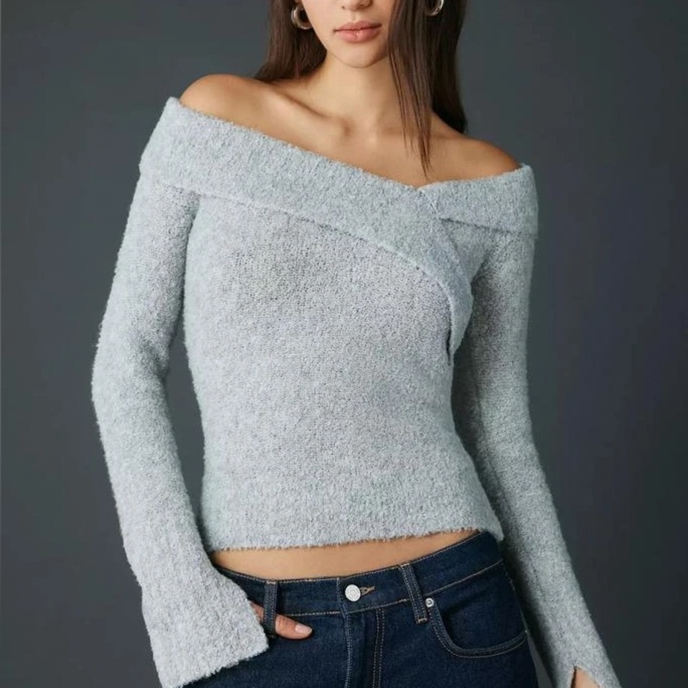 NWOT Kimchi Blue Andie Asymmetric Foldover Off-The-Shoulder Sweater Grey size XS